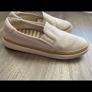 White sunny Rae slip on vionics